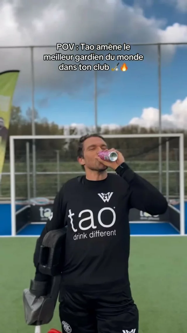 Shoot outs with @vincvanasch21 🔥🚀
#championschoosetao 🧃✨

#hockey #fieldhockey #goalkeeper #hockeypkayer #thebest #vanasch #tao #taodrinks