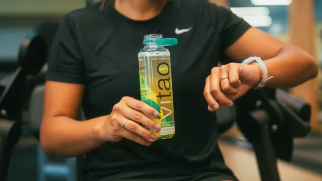 Don’t let the cold win! It’s time to train ❄️💪
Let’s get moving and feel amazing today! 🌿
Psst! Don’t forget your vitamins and stay hydrated 💦🌿
.
.
.

#tao #vitao #vitamins #winter #winterbreak #offseason #hydrated #championschoosetao #taodrinks #allnaturalingredients